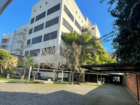 Venta Edificio Comercial en  Block,  Florida / Vte. López
