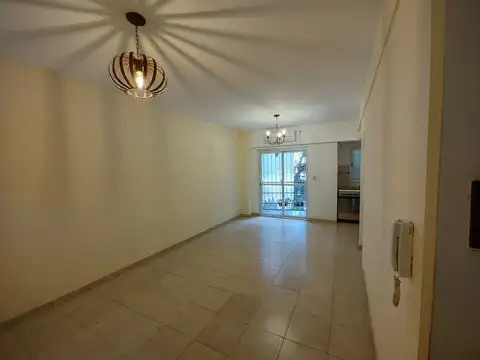Departamento en Alquiler en Santos Lugares, $ 580.000