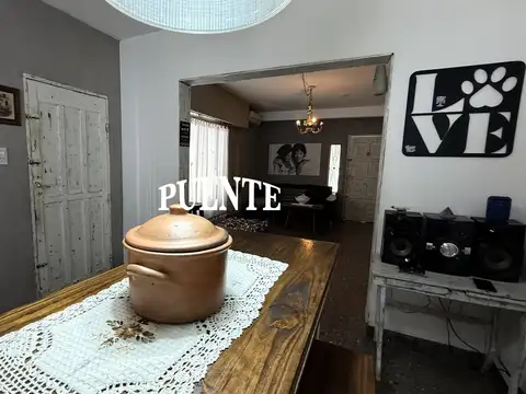 Casa en Venta con 1 cochera