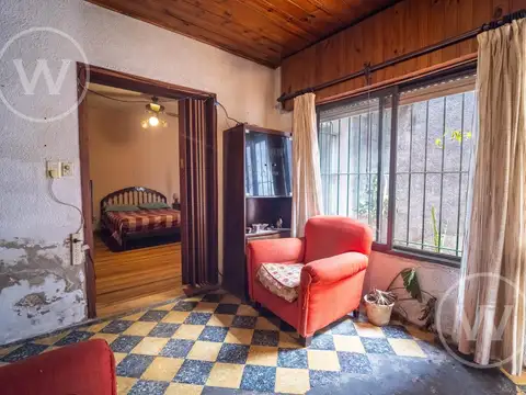 Casa 4 ambientes con 1 baño