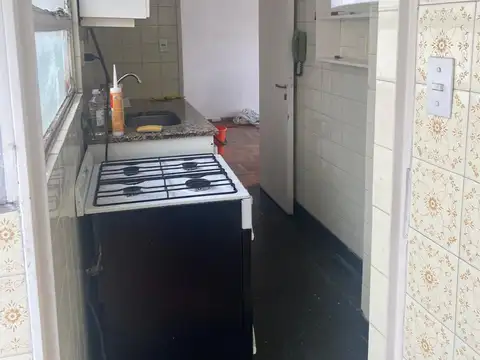 Maza 100, Piso 8