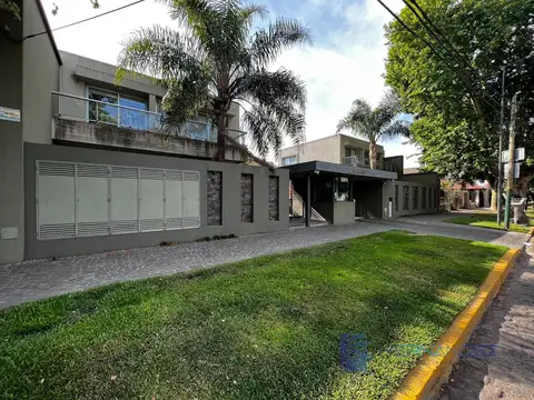 Alvear 400