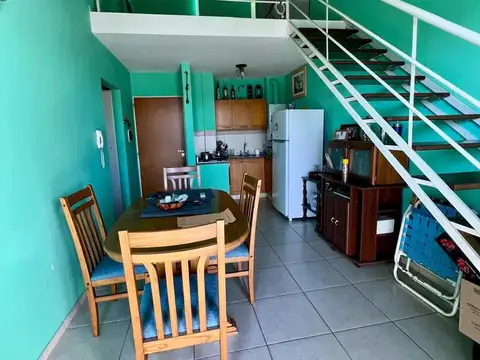 Depto Tipo Casa en Venta de 3 ambientes