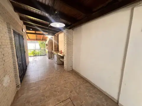 Casa en Alquiler de 3 dormitorios