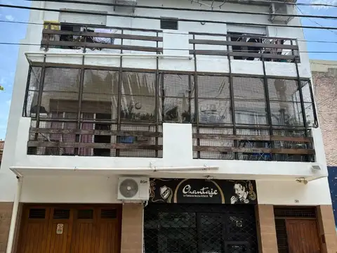 Depto Tipo Casa en Venta con 1