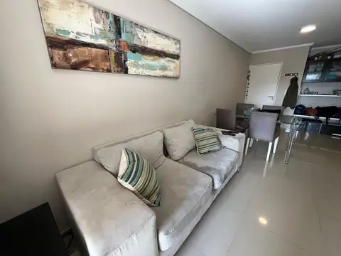 Departamento en Alquiler con 1 cocheras