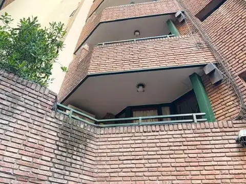 HERMOSO DEPTO EN NUEVA CÓRDOBA 1 DORM CON PATIO