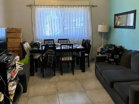 Depto Tipo Casa en Venta 60 años