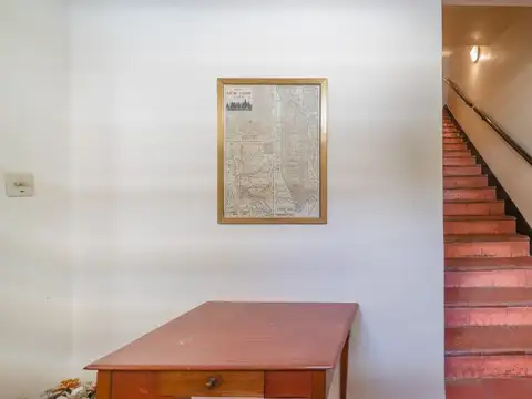 Oficina 6 ambientes con 1 baño