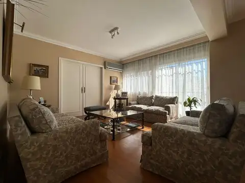 VENTA DEPARTAMENTO 5 AMBIENTES RECOLETA COCHERA