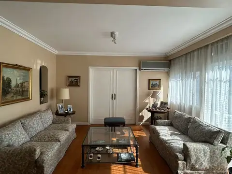 Departamento en Venta de 5 ambientes