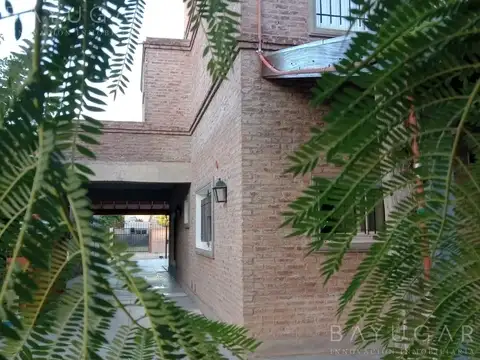 Casa en Alquiler de 3 dormitorios