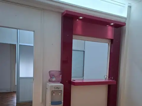 Oficina 4 ambientes con 1 baño