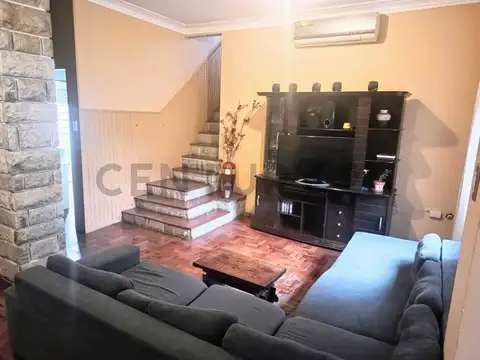 Gustavo Becquer 2100, Piso 0