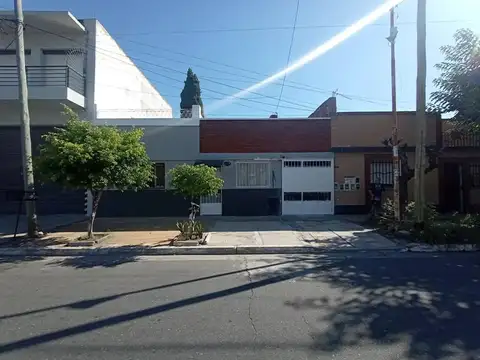 VENTA DE CASA 3 AMBIENTES TABLADA