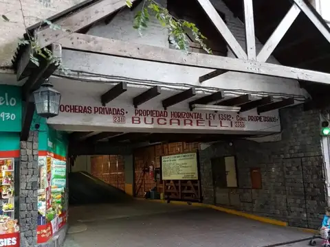 Cochera en Venta Cubierta