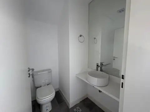 Zarate Chico , Piso 2°