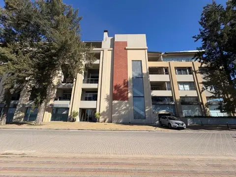 Zarate Chico , Piso 2