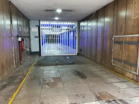 Cochera cubierta fija doble Microcentro excelente ubicación viamonte 800 venta