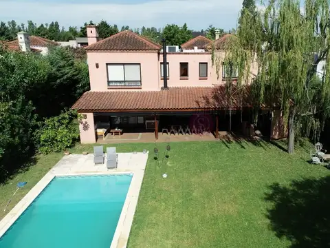 Casa  en Venta en Saint Matthew´s, Pilar, G.B.A. Zona Norte