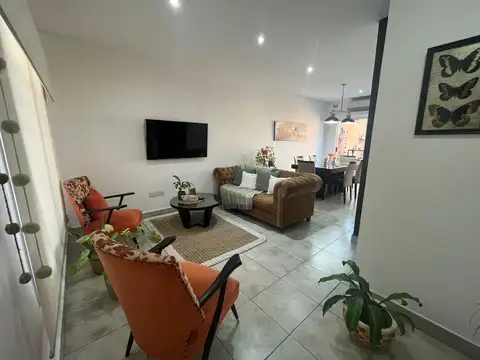 Depto Tipo Casa en Venta de 3 dormitorios