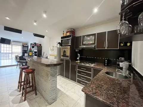 Senador J. Pallares 1200