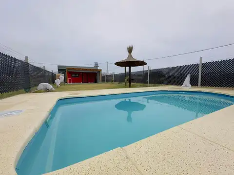 Casa con Escritura Alejandro Petion Cañuelas 