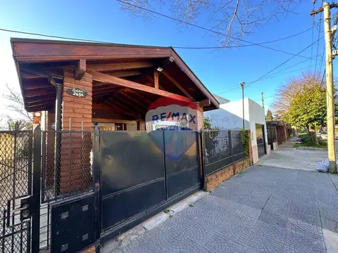 CASA EN VENTA FLORENCIO VARELA 4 AMBIENTES PERMUTA