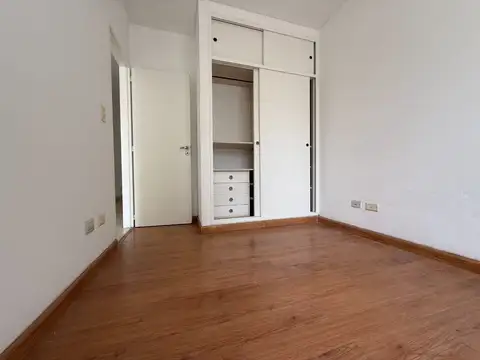 PH ALQUILER EN VILLA MAIPU 2 AMBIENTES C/COCHERA 