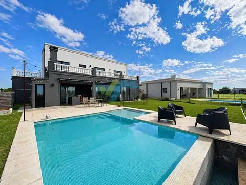 Casa en Venta de 4 dormitorios