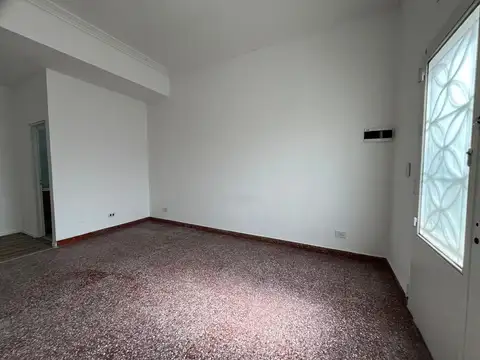 Depto Tipo Casa en Venta de 2 ambientes