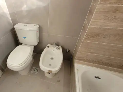 Departamento 4 ambientes con 2 baños