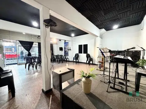 LOCAL EN VENTA y ALQUILER EN BANFIELD OESTE SOBRE AV. HIPOLITO YRIGOYEN