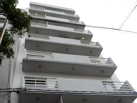 Dúplex en venta - 2 dormitorios 3 baños 1 cochera - 90mts2 totales   - La Plata