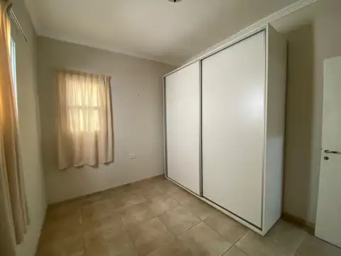 Casa en venta 2 dorm a mts de Jerarquicos
