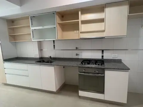 Departamento en Alquiler con 1 cocheras