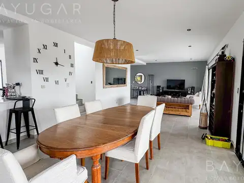 Venta - Casa en Barrio Santa Sofia  - Pilar del Este - Financiación