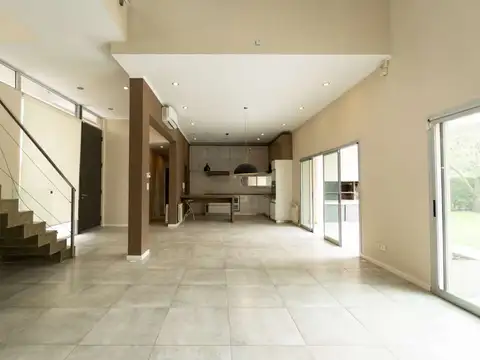Casa en Alquiler 14 años
