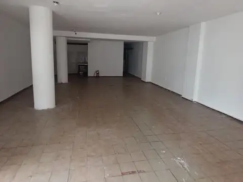 Caseros 900