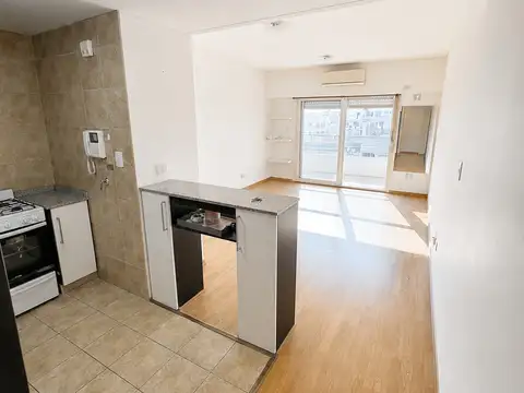MONOAMBIENTE 32 M2 AL FRENTE APTO PROFESIONAL, EXCELENTE UBICACION