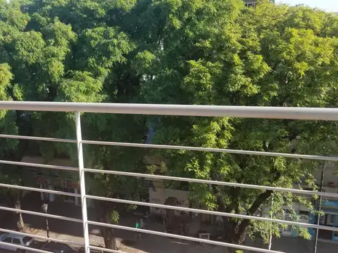 2 AMBIENTES AL FRENTE C7COCHERA Y AMENITIES