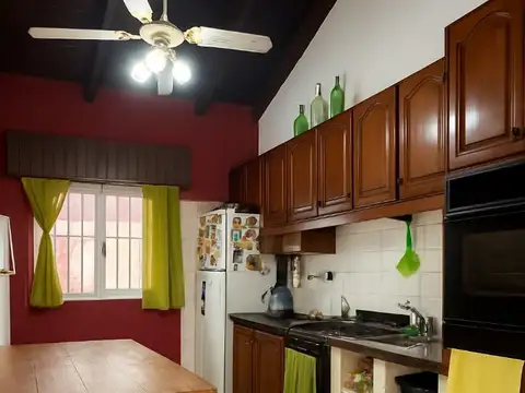 Casa en Venta en La Reja, USD 68.000