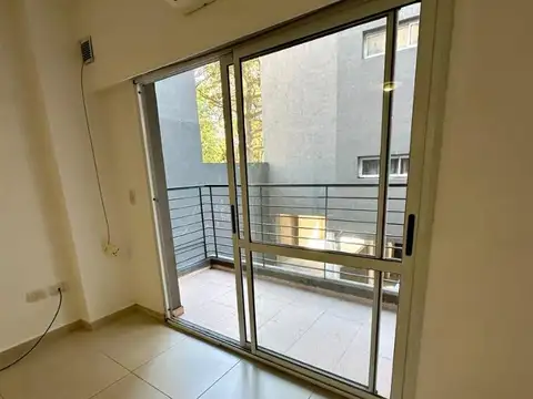 Departamento en Alquiler en Lomas de Zamora, $ 650.000