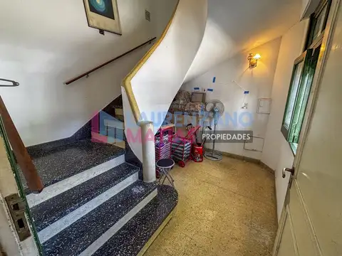 Depto Tipo Casa en Venta de 5 ambientes