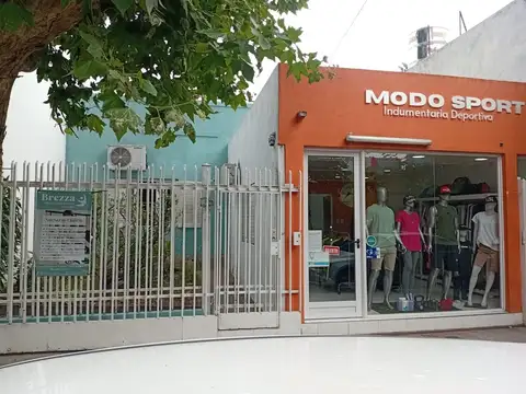 Profesor Juan Pizzurno 100