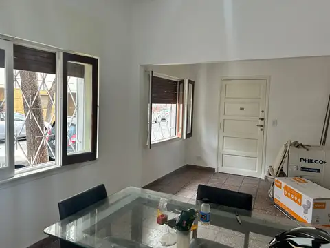Depto Tipo Casa en Alquiler de 3 dormitorios