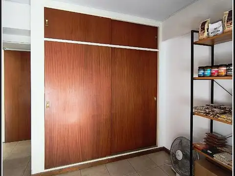 MAIPU 1500 DPTO 1 DORM. EXT. C/BALC CORRIDO/COCINA SEPARADA