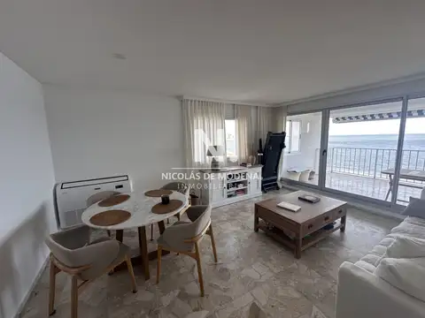 Vende Tamanaco de 2 dormitorios RECICLADO, Punta del Este