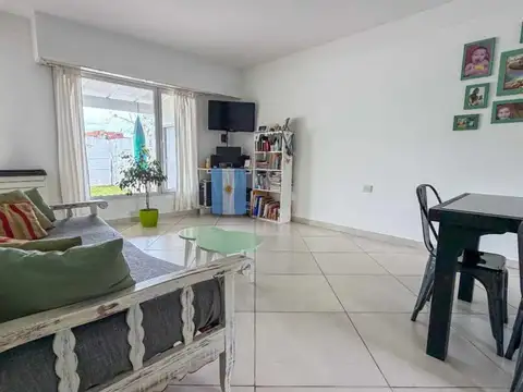 Depto Tipo Casa en Venta de 2 dormitorios