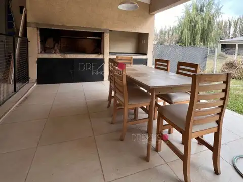 Casa en Alquiler en Neuquen, $ 3.600.000